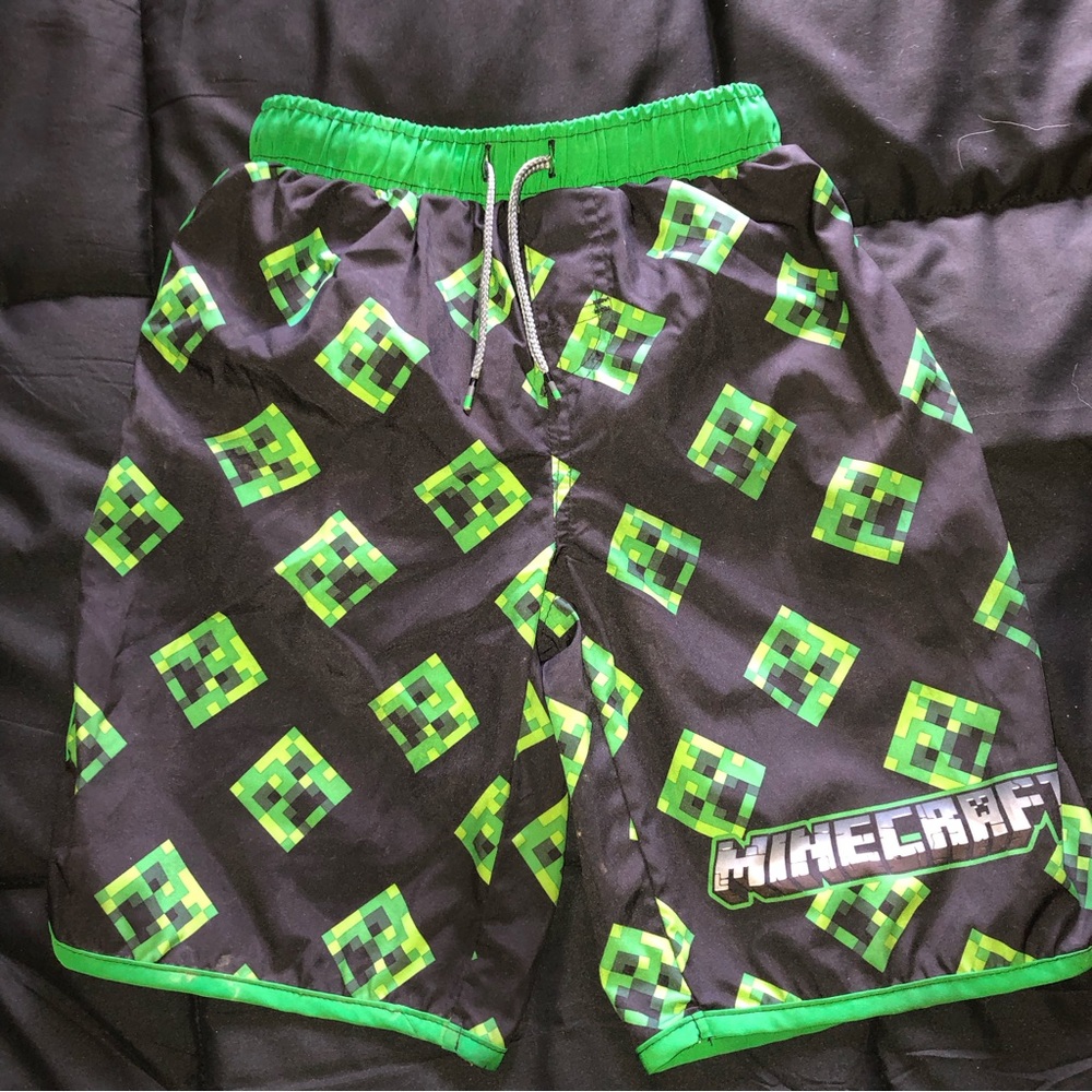 Minecraft swim shorts. New with faves. Boys size 10-12.